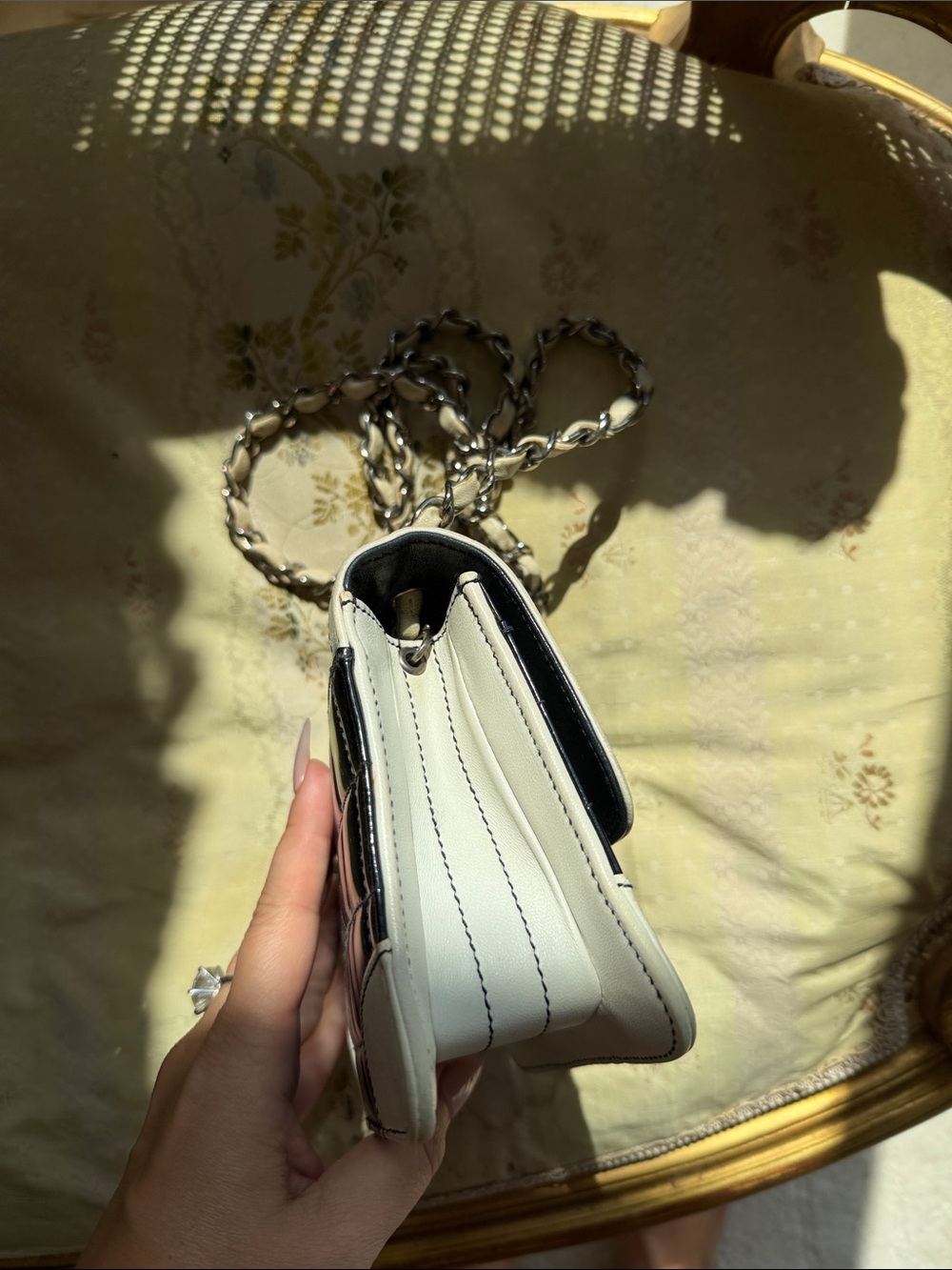 VINTAGE CHANEL Black & White Mini Bag - Picture 3 of 7